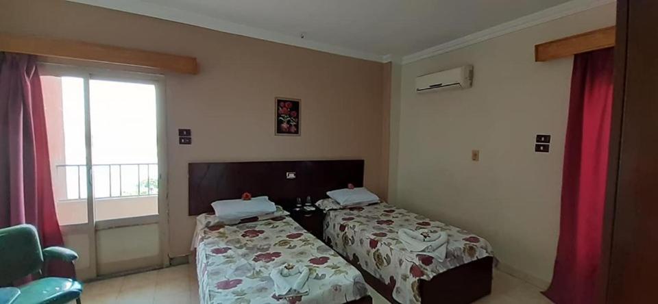 King Akhenaton Hotel Minjá Exteriér fotografie